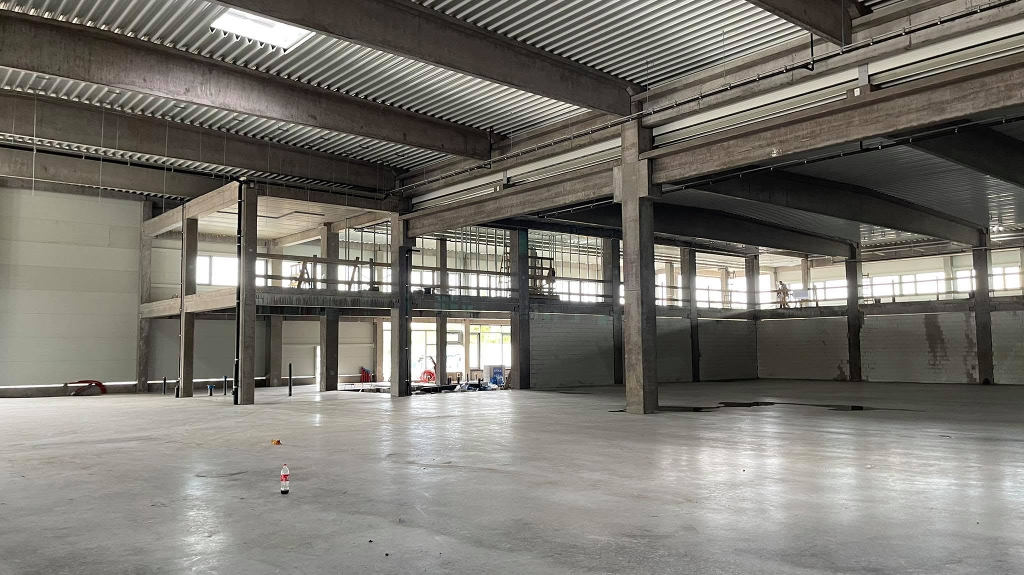 MOVEO - Arago Green Technologies csarnoképítés nagyterű ipari csarnokkal